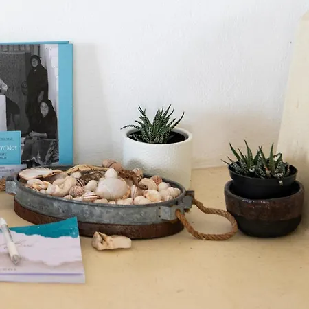 Off The Beaten Path! Maisonette & Pool