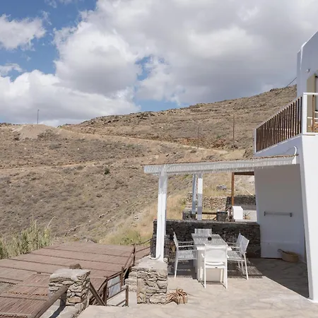 Off The Beaten Path! Maisonette & Pool Kithnos