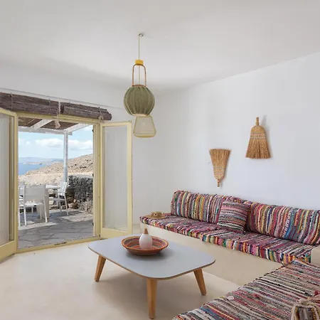 Off The Beaten Path! Maisonette & Pool * Kithnos