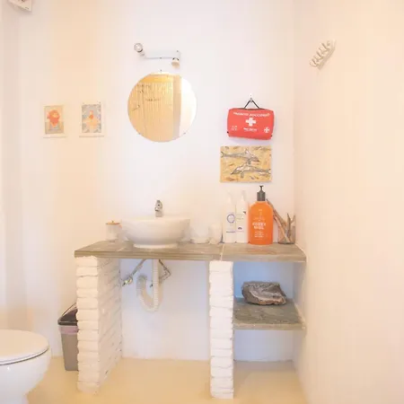 Off The Beaten Path! Maisonette & Pool Casa de Férias