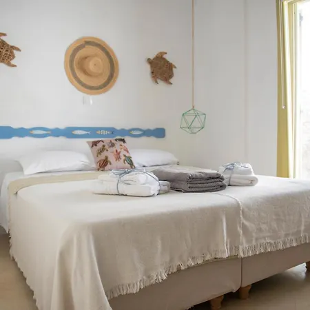 Off The Beaten Path! Maisonette & Pool Σπίτι διακοπών