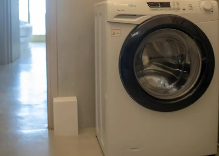 Off The Beaten Path! Maisonette & Pool